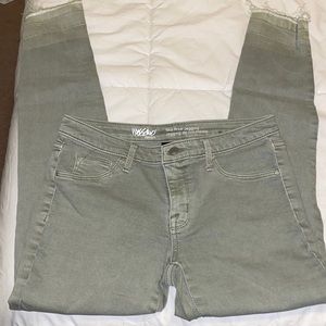 Mid rise jeggings